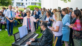 Fröhliches Pfarrreifest