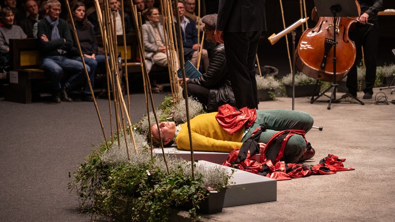 Kirche als Ort der Inszenierung: Aufführung des Oratoriums «Considering Matthew Shephard» 2023 in der Johanneskirche Luzern.