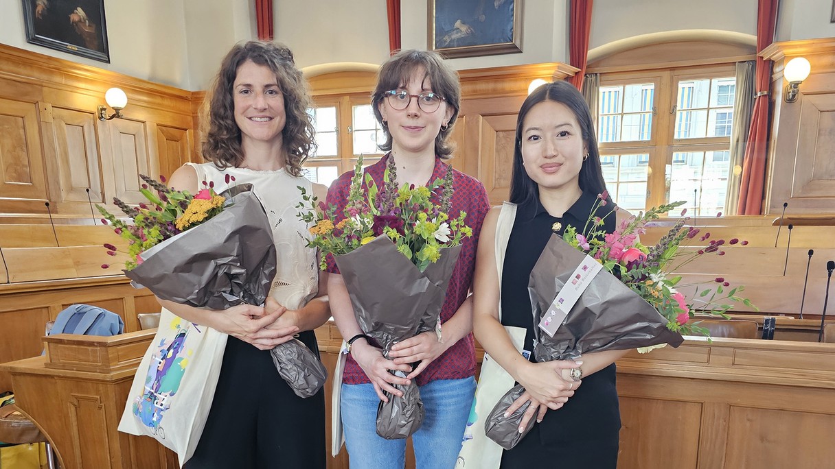 Drei der vier Ausgezeichneten: Seraina Keller, Lioba Wachter und Céline Mach und (v.l.n.r.). Tim Eimecke konnte nicht dabei sein.